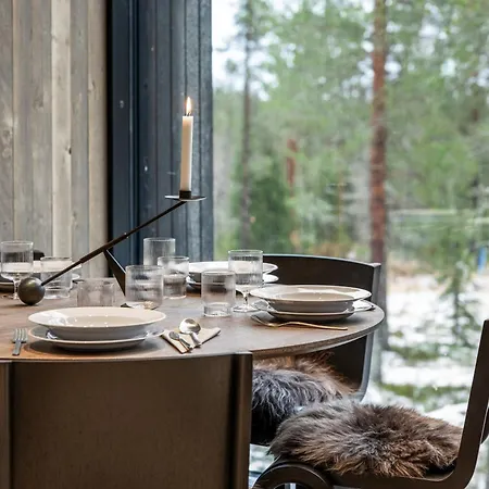 North Nova 18c By Hilla *