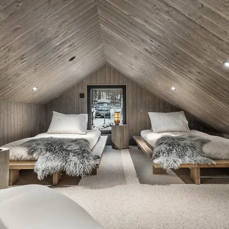 North Nova 18c By Hilla レヴィ