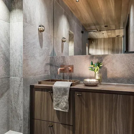 North Nova 18c By Hilla レヴィ