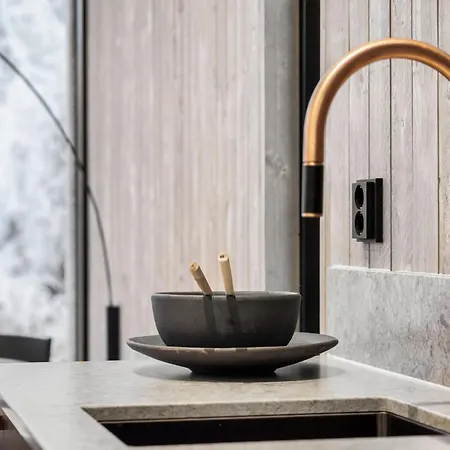 North Nova 18c By Hilla