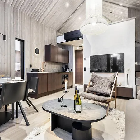 North Nova 18c By Hilla