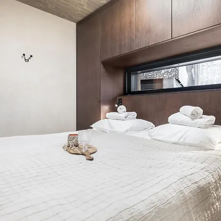 アパート North Nova 18c By Hilla *