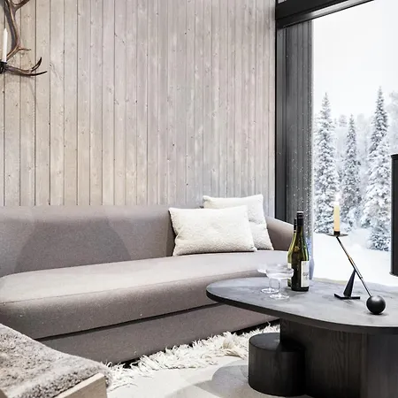 North Nova 18c By Hilla *